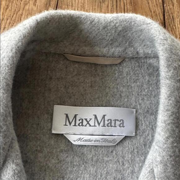 Max Mara Italy Light Gray Skirt and Jacket Set Wool - Picture 3 of 15